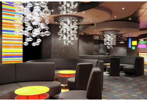 MSC Fantasia - Mesas del Jazz Bar - Chill Out